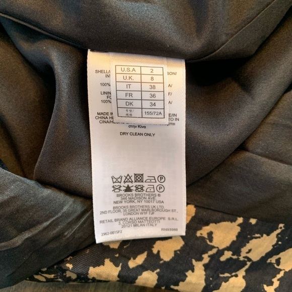 Brooks Brothers Dress 100% Silk Size 2 Short Sleeves Lined Midi Abstract Print. - Picture 12 of 16